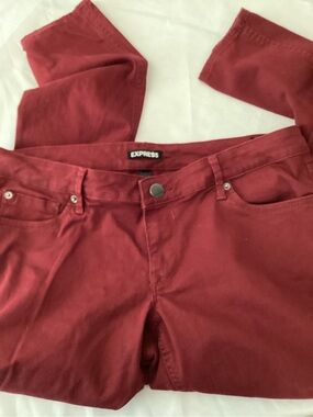 Express Straight Legged Jeans in Deep Red/Burgundy Size 12